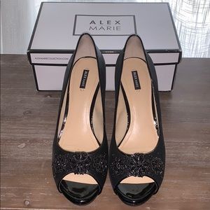 EUC. Lauryn Alex Marie Heels